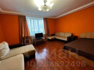 2-комн.кв., 72 м², этаж 8