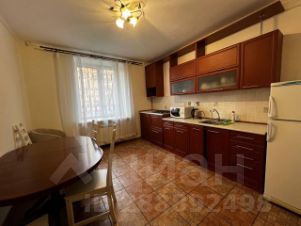 2-комн.кв., 72 м², этаж 8