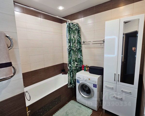 2-комн., 69,5 м², 14/17 этаж