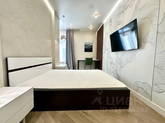 2-комн., 82 м², 3/7 этаж