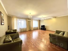 3-комн.кв., 120 м², этаж 3