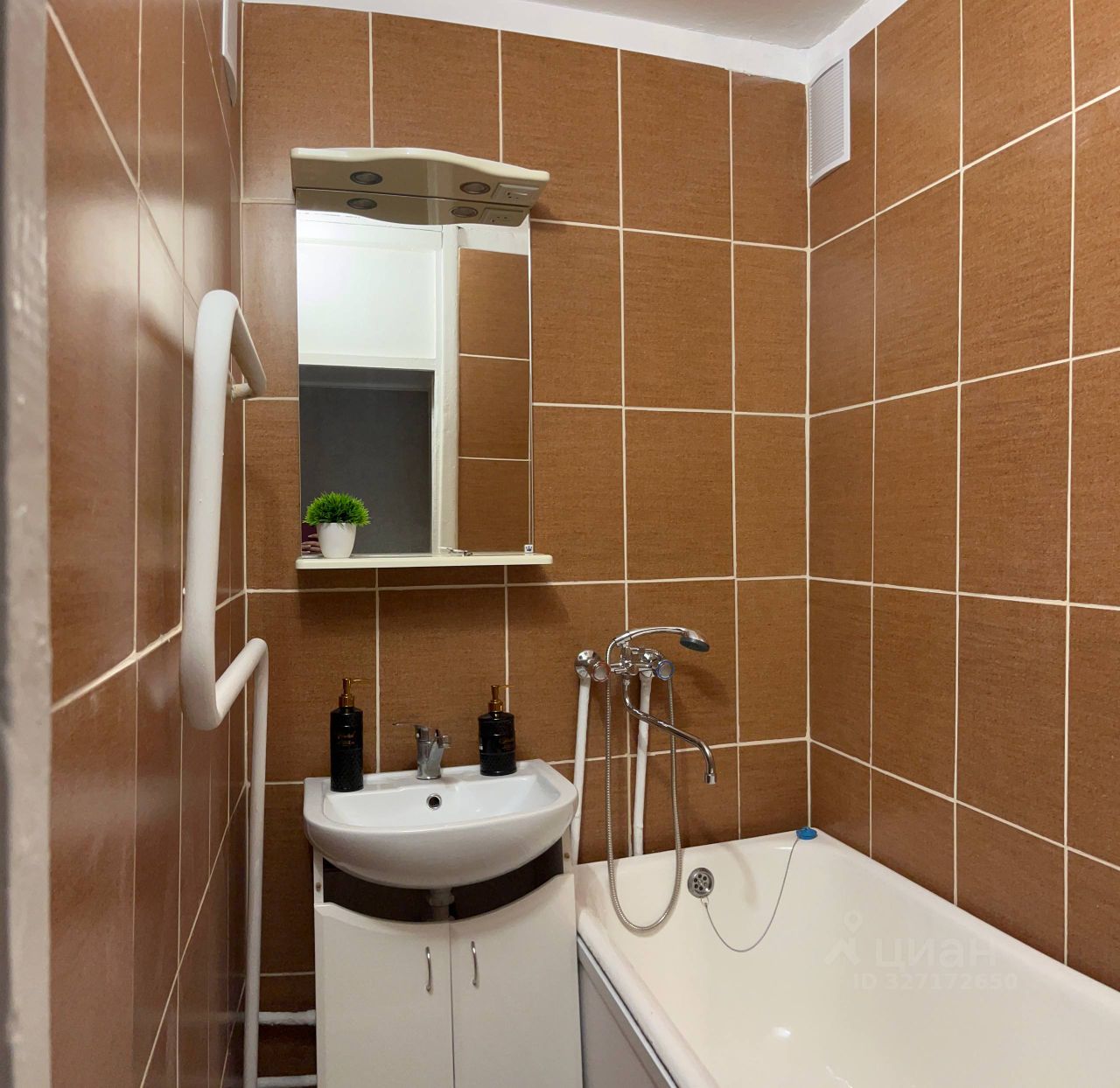 2-к кв. Кемеровская область, Кемерово Ленинградский просп., 23Б (44.5 м²)