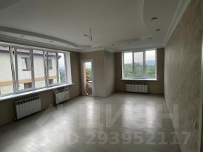 2-комн.кв., 83 м², этаж 4