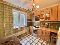 2-комн.кв., 52 м², этаж 3