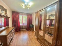 2-комн.кв., 52 м², этаж 3