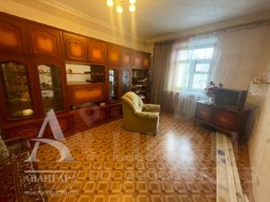 2-комн.кв., 50 м², этаж 3