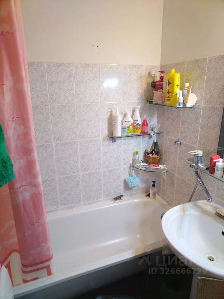 2-к кв. Ханты-Мансийский АО, Когалым Сургутское ш., 13 (49.9 м²)