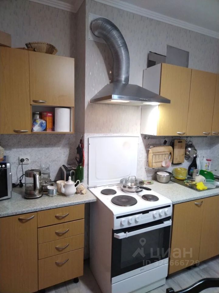 2-к кв. Ханты-Мансийский АО, Когалым Сургутское ш., 13 (49.9 м²)