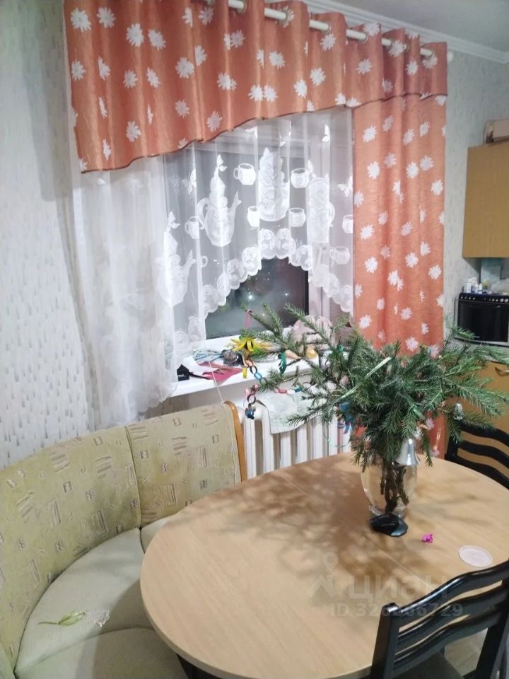 2-к кв. Ханты-Мансийский АО, Когалым Сургутское ш., 13 (49.9 м²)