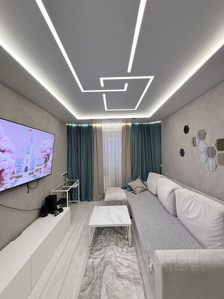 2-к кв. Ханты-Мансийский АО, Когалым ул. Дружбы Народов, 26 (49.0 м²)