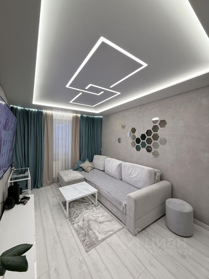 2-к кв. Ханты-Мансийский АО, Когалым ул. Дружбы Народов, 26 (49.0 м²)