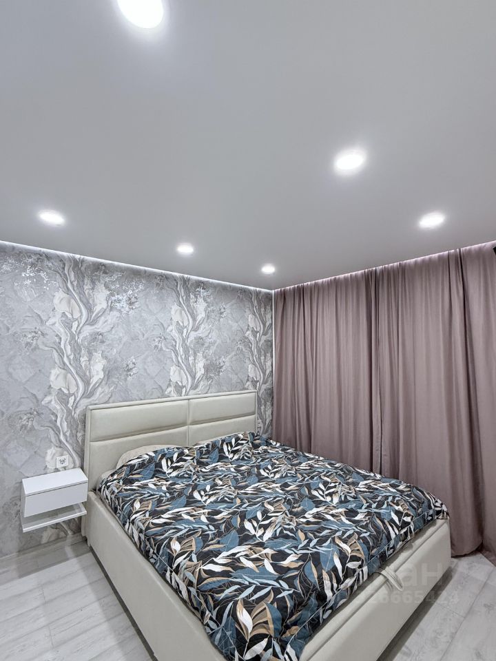 2-к кв. Ханты-Мансийский АО, Когалым ул. Дружбы Народов, 26 (49.0 м²)