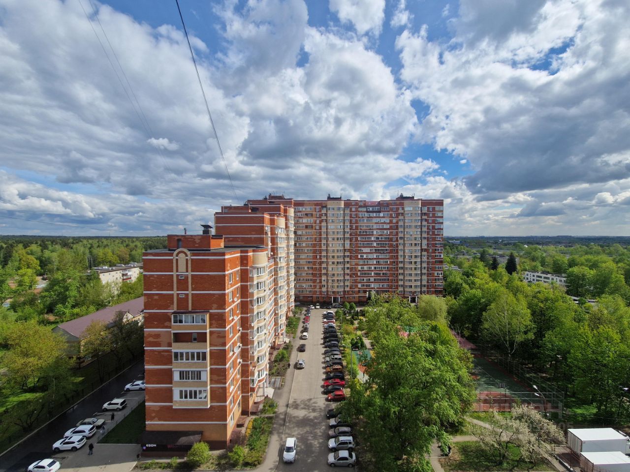 Купить квартиру на улице Дзержинского в дачном поселке Кокошкино в Москве,  продажа квартир во вторичке и первичке на Циан. Найдено 24 объявления