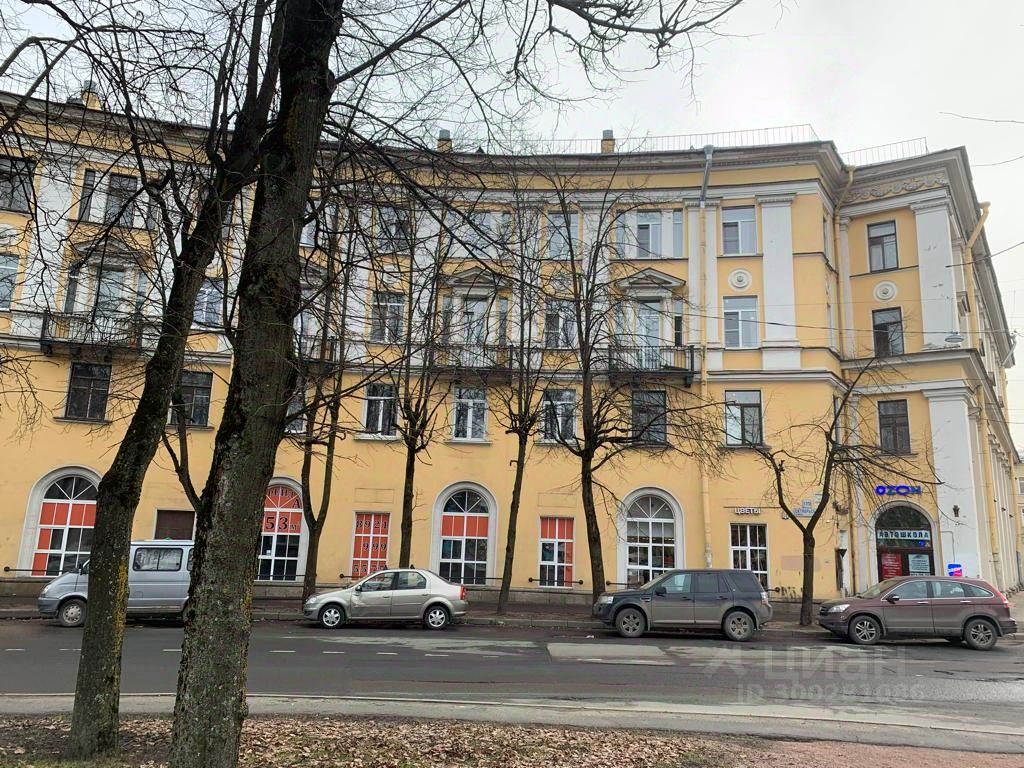 Продажа трехкомнатной квартиры 74м² Октябрьская ул., 17/3, Колпино, м.  Шушары - база ЦИАН, объявление 300281086