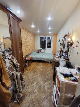 3-комн.кв., 57 м², этаж 4