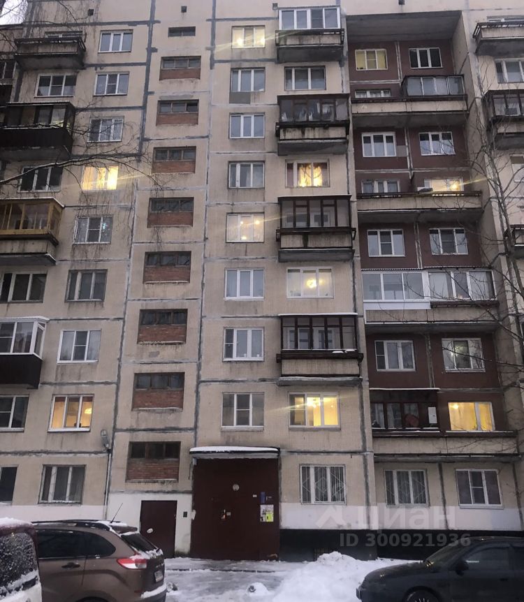 Купить четырехкомнатную квартиру 89.1м² Заводской просп., 48, Санкт ...