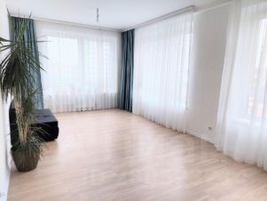 2-комн.кв., 58 м², этаж 3