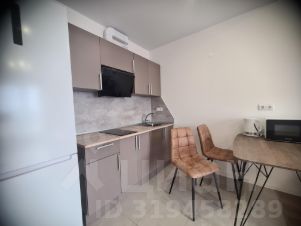 2-комн.кв., 43 м², этаж 8