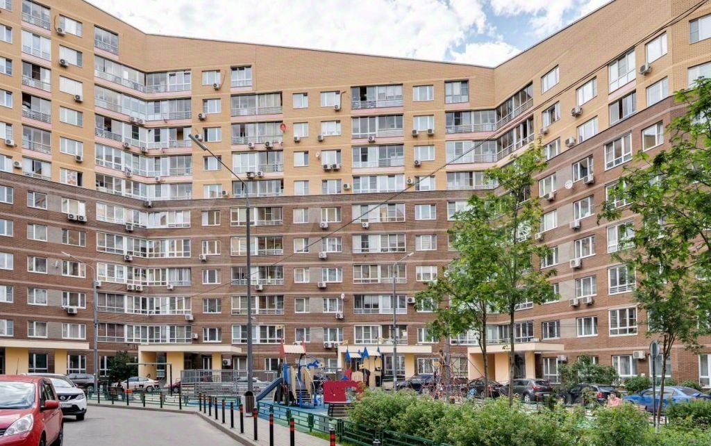 Ул коммунарка. Ул Лазурная 14 Коммунарка. Лазурная 11 Коммунарка. Лазурная 6 Коммунарка. Лазурная д 3 Коммунарка