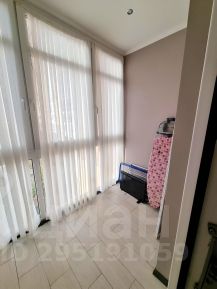 3-комн.кв., 77 м², этаж 3