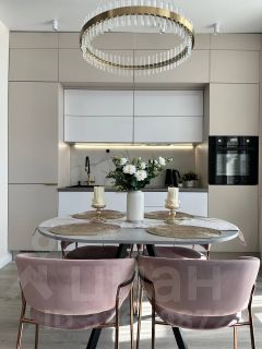 2-комн.кв., 60 м², этаж 10