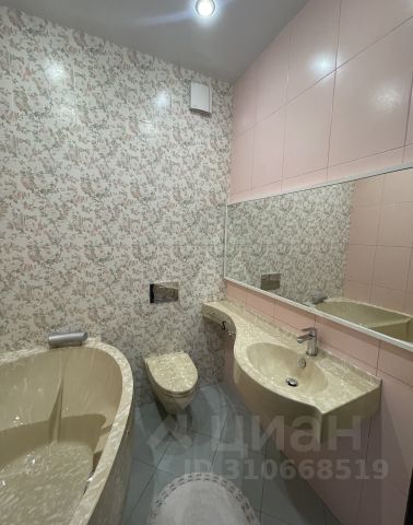 2-комн., 74 м², 4/13 этаж