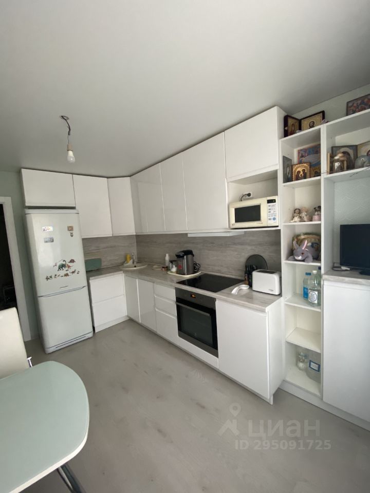 Продажа трехкомнатной квартиры 85.4м² ул. Садовое Кольцо, 35А, Пермский ...