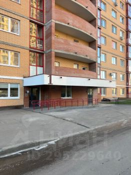 2-комн.кв., 70 м², этаж 20