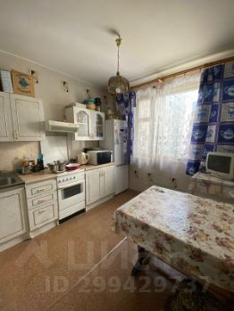 2-комн.кв., 52 м², этаж 4