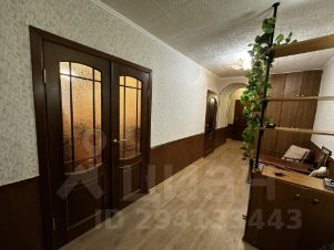 3-комн.кв., 82 м², этаж 4