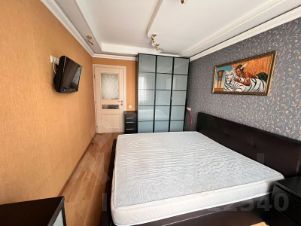 3-комн.кв., 80 м², этаж 1