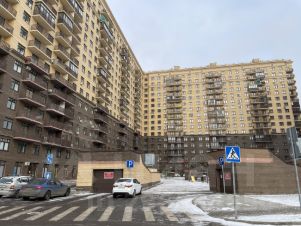 3-комн.кв., 92 м², этаж 2