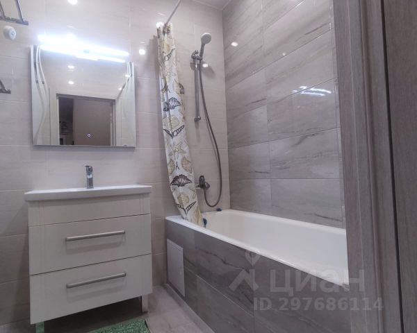 2-комн., 67 м², 17/18 этаж