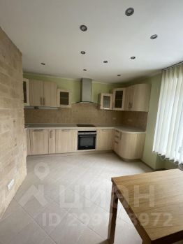 2-комн.кв., 53 м², этаж 2