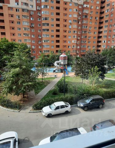 2-комн., 64,7 м², 3/23 этаж
