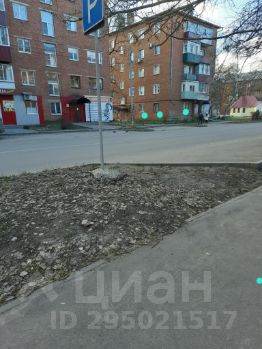 3-комн.кв., 49 м², этаж 1