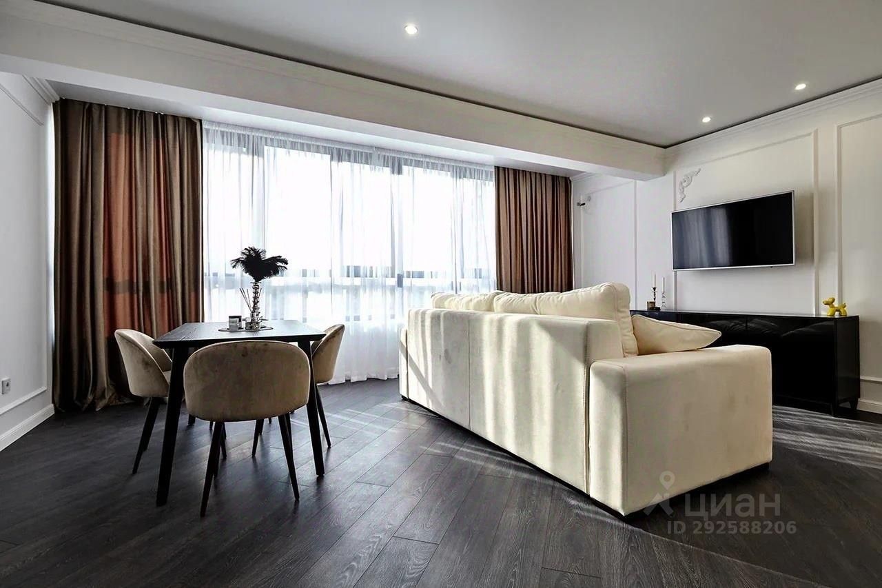 Аренда трехкомнатной квартиры 71м² ул. Героев-Разведчиков, 8к2, Краснодар, Красн