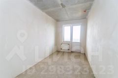 2-комн.кв., 77 м², этаж 23