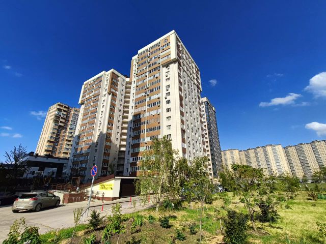 2-комн., 60 м², 8/18 этаж