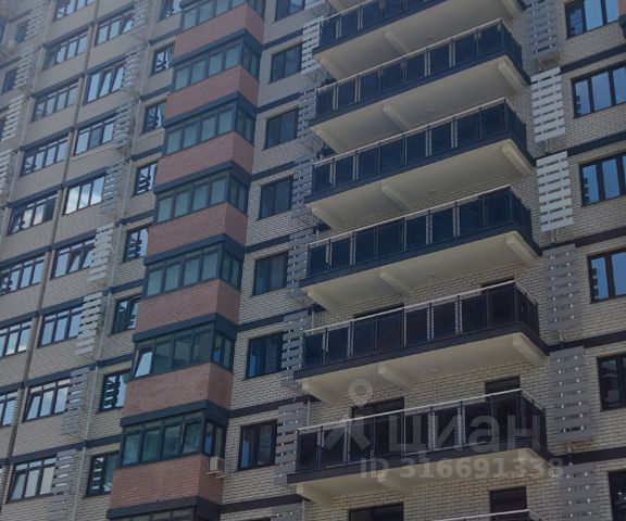 2-комн., 61 м², 4/18 этаж