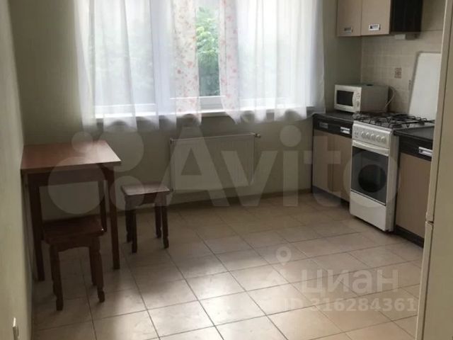2-комн., 59 м², 1/3 этаж