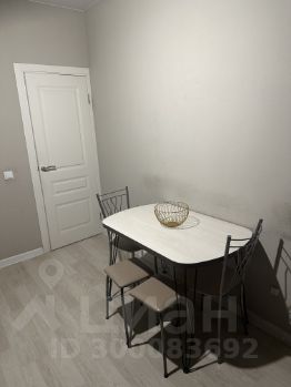 2-комн.кв., 60 м², этаж 23