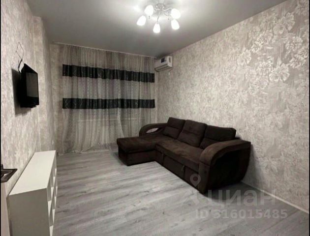 1-комн., 43 м², 3/22 этаж