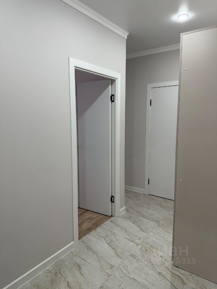 1-к кв. Краснодарский край, Краснодар ул. Кирилла Россинского, 3/2 (40.0 м²)