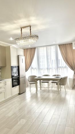 2-комн.кв., 70 м², этаж 15