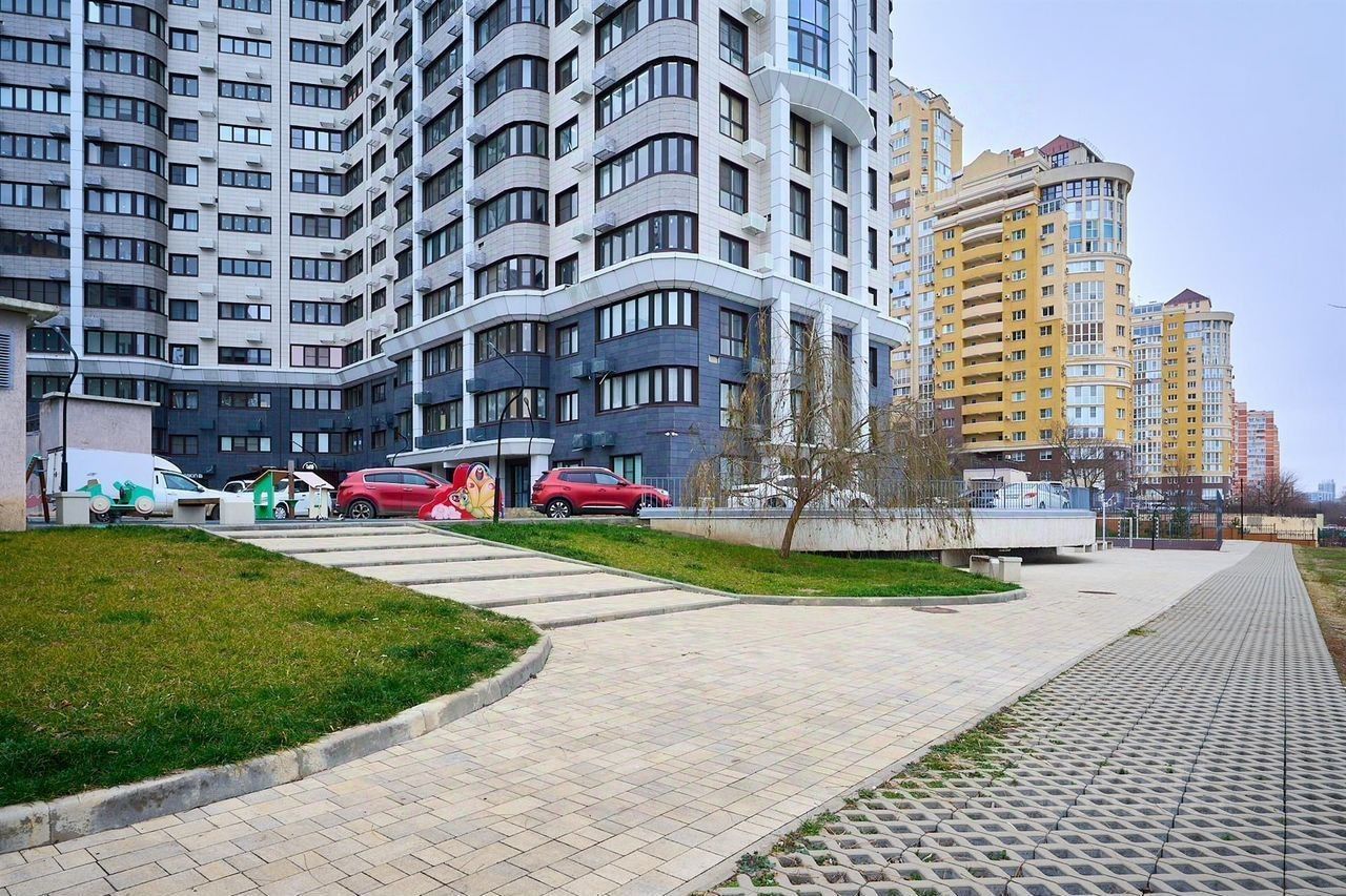 3-комн. кв., Западный, Краснодар