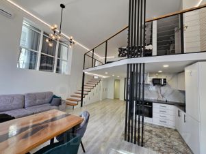 2-комн.кв., 90 м², этаж 15