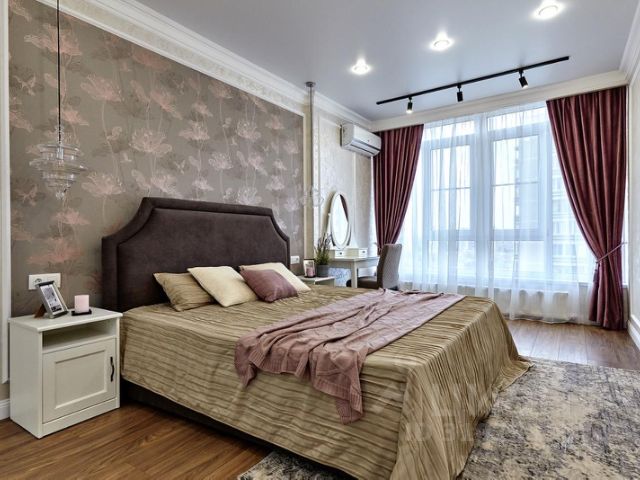 4-комн., 100 м², 13/18 этаж
