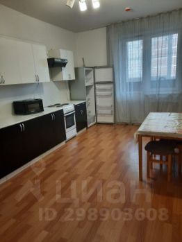 2-комн.кв., 70 м², этаж 3