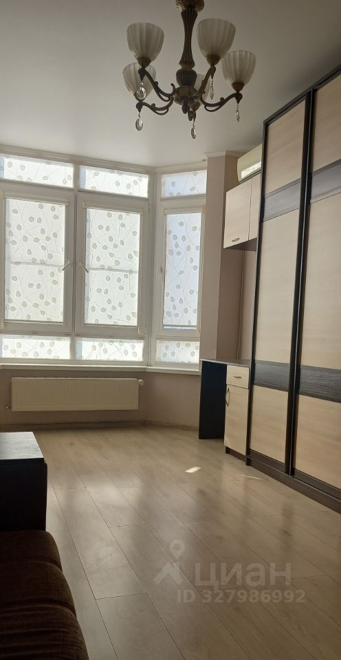 1-к кв. Краснодарский край, Краснодар Кубанская ул., 52 (46.0 м²)